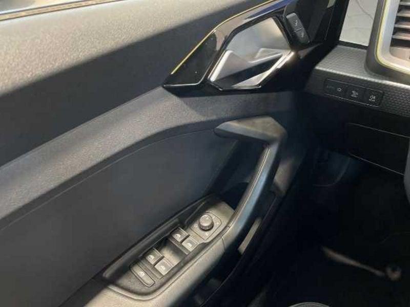 Audi A1 II 2022 allstreet Audi allstreet 30 1.0 tfsi Identity Contrast 110cv s tronic