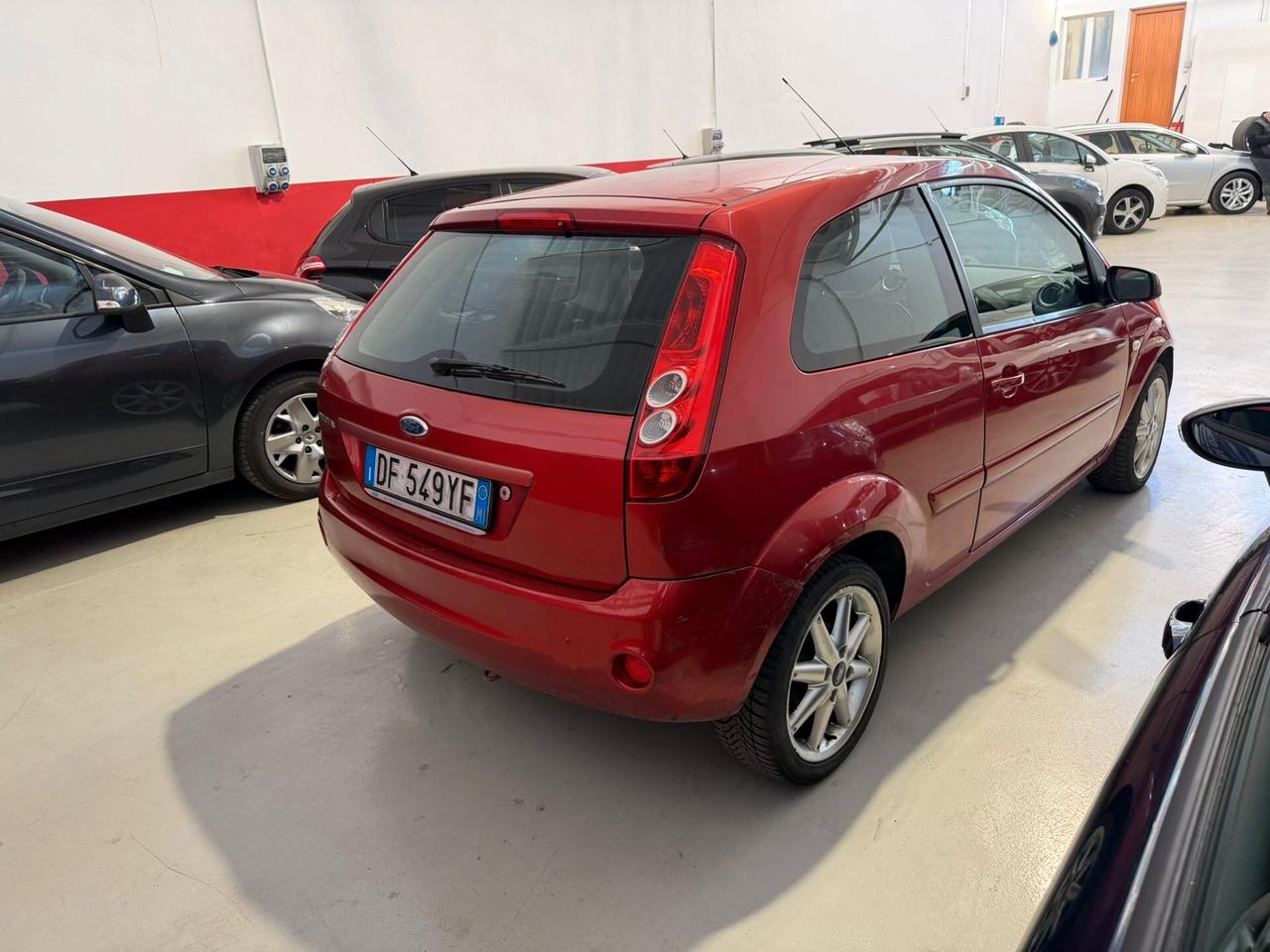 Ford Fiesta 1.2 16V 3p. Ghia
