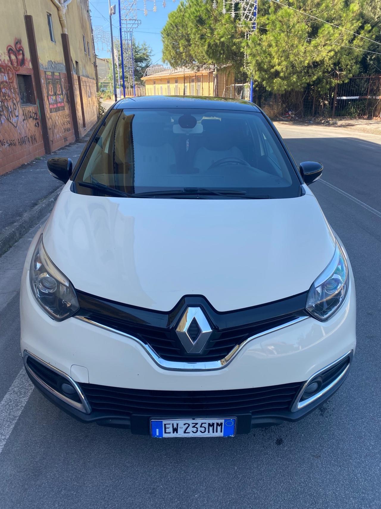 Renault Captur 1.5 dCi Anno 2014 RIGENERATO GARANZIA
