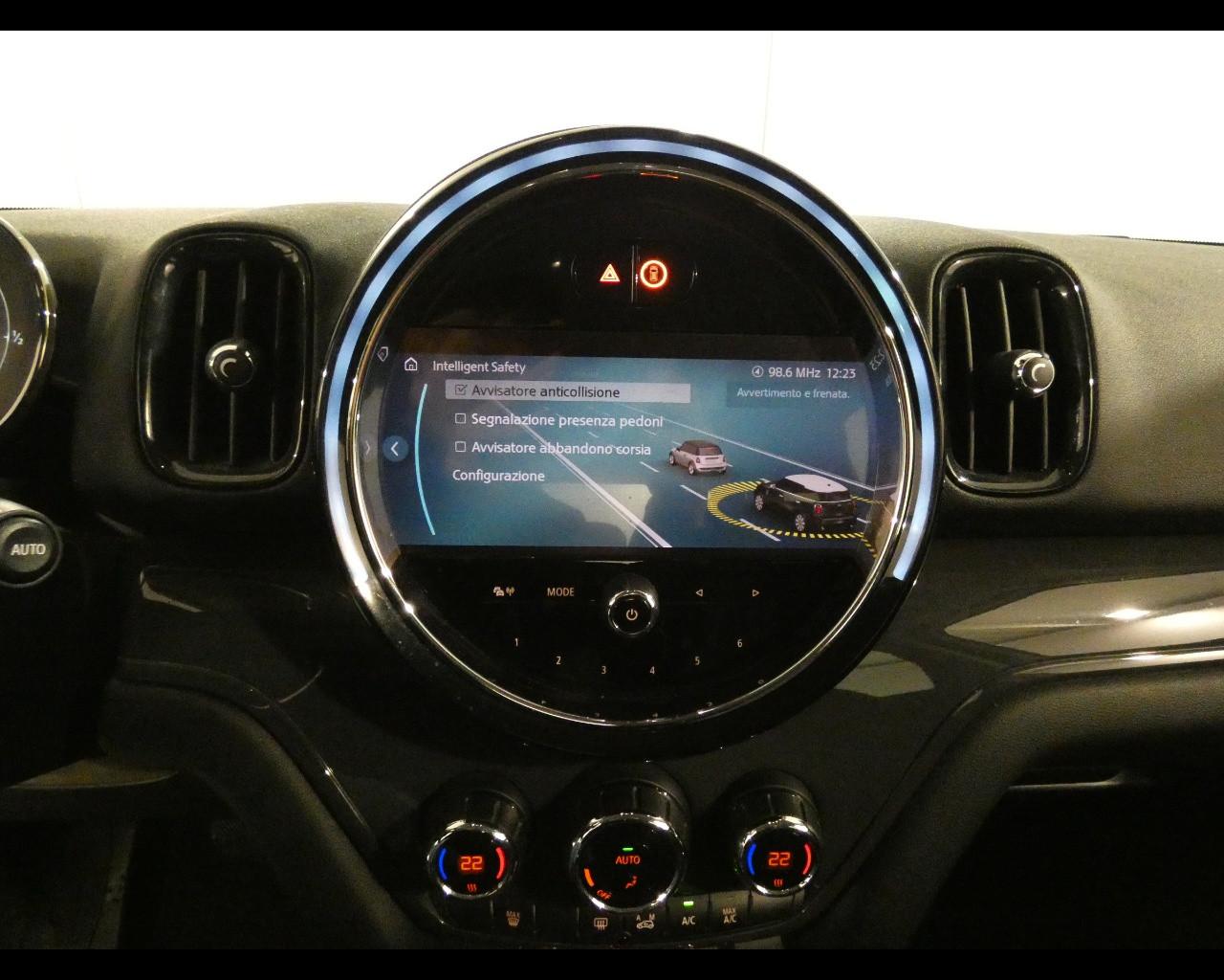 MINI Mini Countrym.(F60) - Mini 2.0 Cooper D Business Countryman