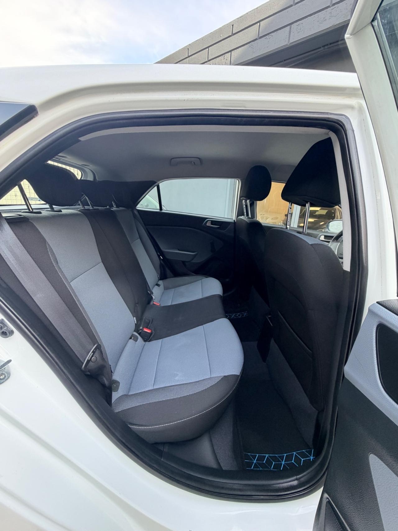 Hyundai i20 1.1 CRDi 12V 5 porte Comfort