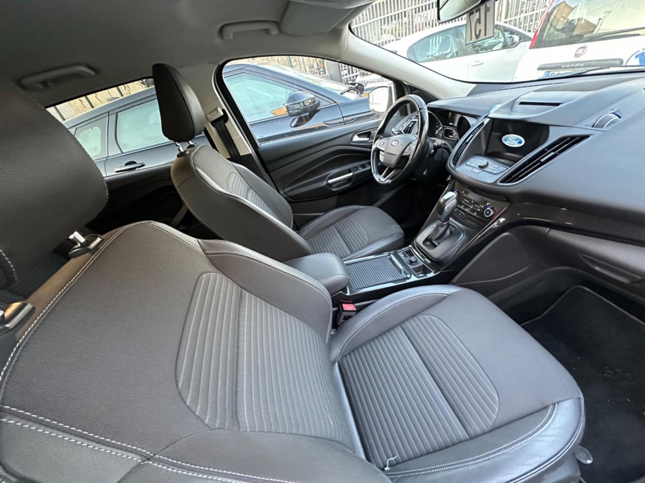 Ford Kuga 1.5 TDCI 120 CV S&S 2WD Powershift Titanium tagliandi ufficiale