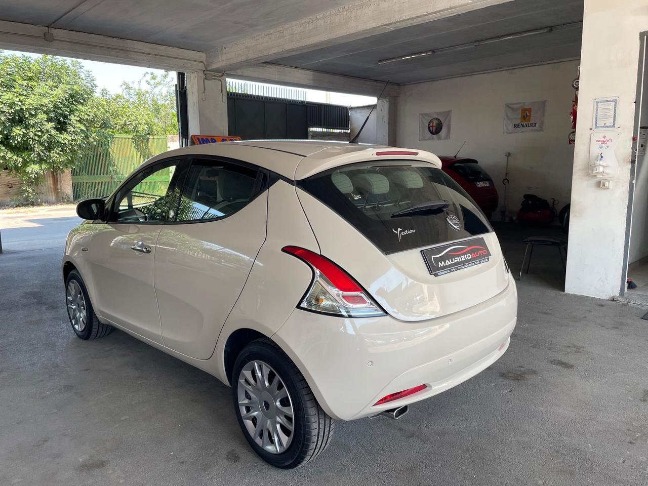 Lancia Ypsilon 1.2 69 CV 5 porte GPL Ecochic Mya perfetta in tutto