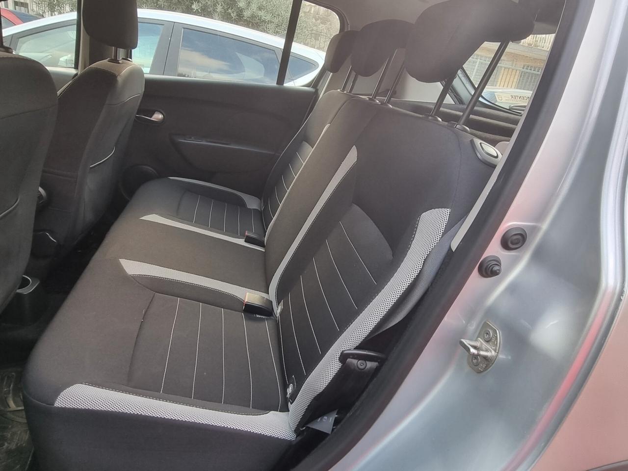 Dacia Sandero Stepway 1.5 Blue dCi 95 CV Comfort