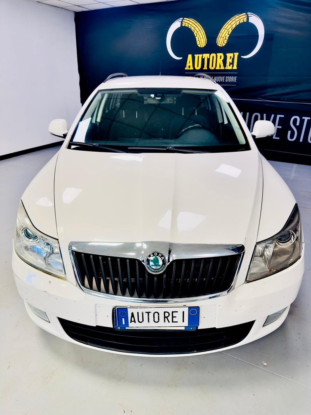 Skoda Octavia 1.6 TDI CR F.AP. DSG Wagon Ambition