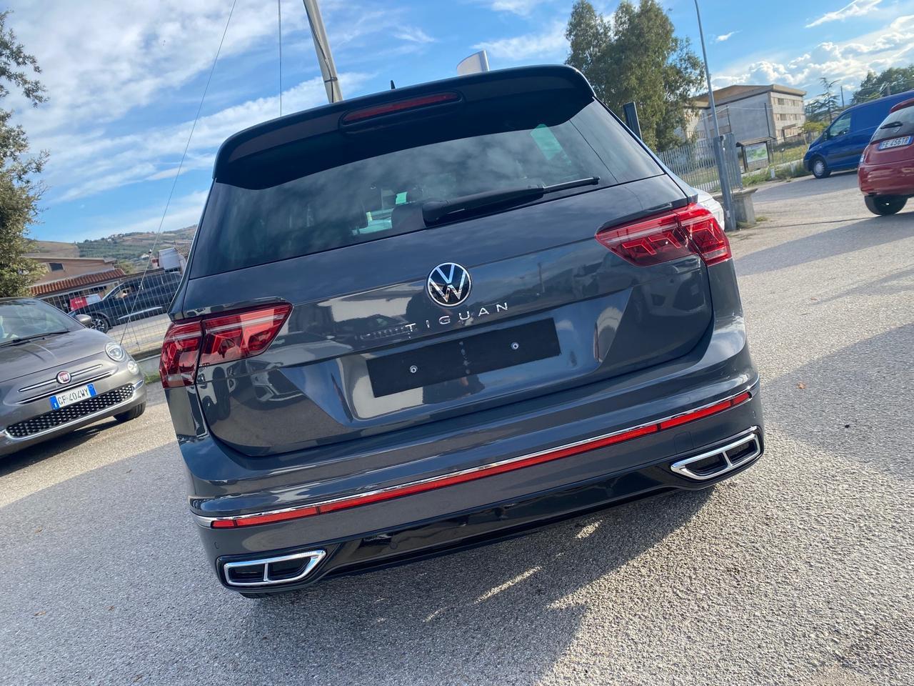 Volkswagen Tiguan 2.0 TDI 150 CV SCR DSG R-Line