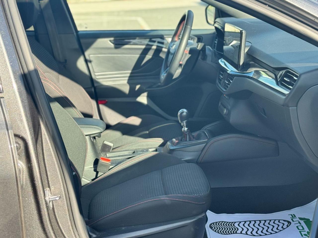 FORD Focus 1.0 EcoBoost Hybrid 125 CV 5p. ST-Line X