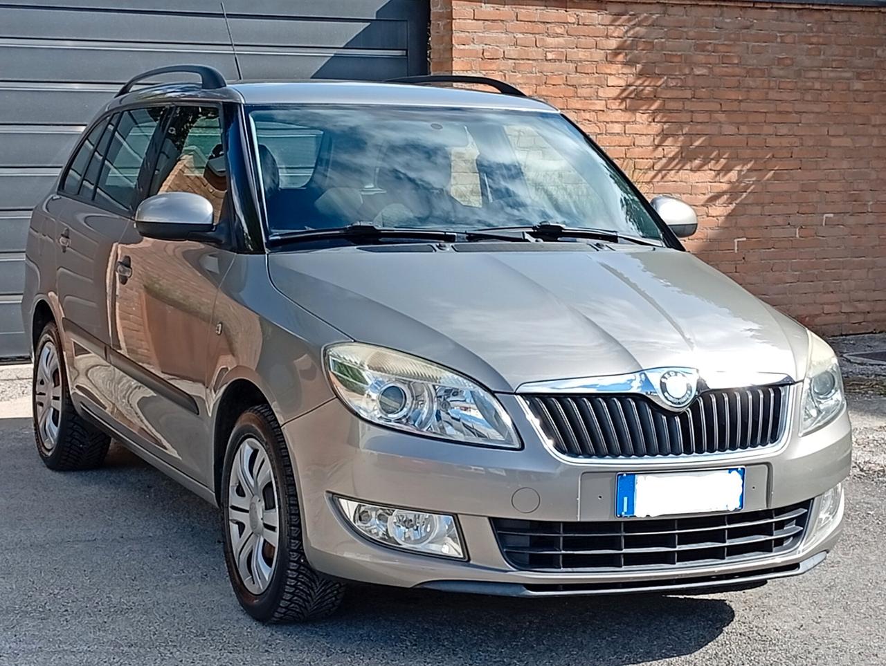 Skoda Fabia 1.2BENZINA2012 Neop 117000km TRATTABILE