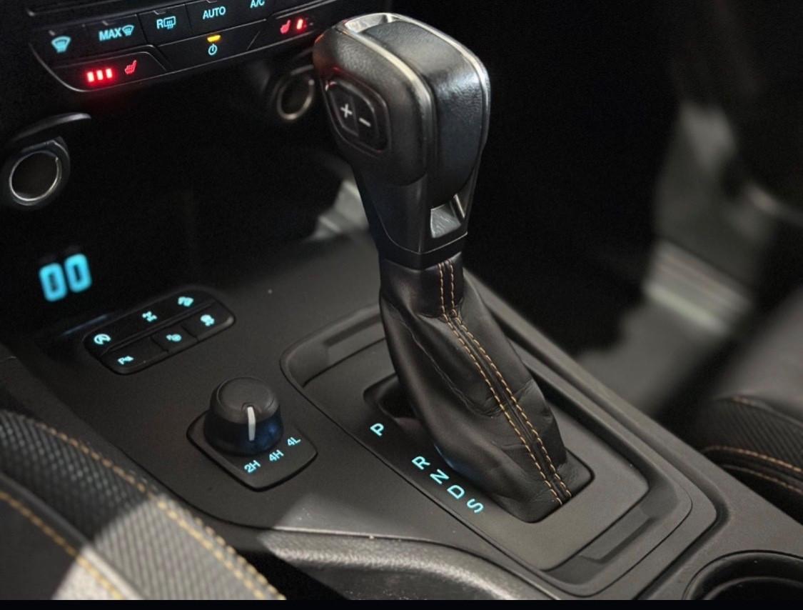 Ford Ranger 2.0 TDCi aut. 213CV DC Wildtrak 5 posti Restyling