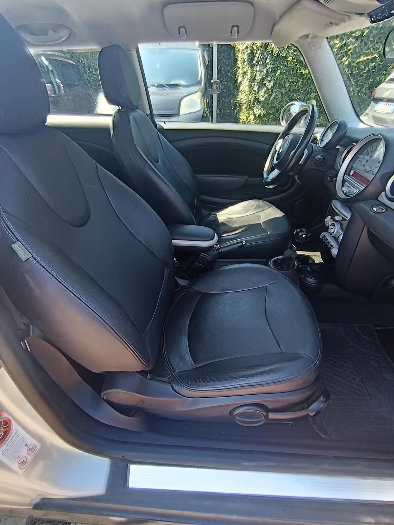 Mini Cooper D 1.6