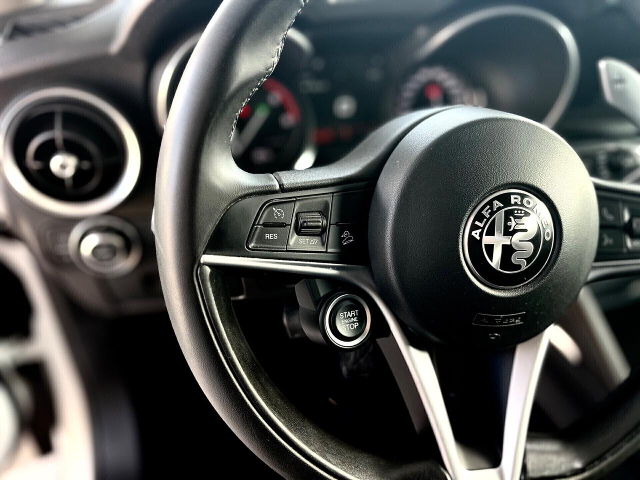 Alfa Romeo Stelvio 2.2 Turbodiesel 210 CV AT8 Q4 Executive