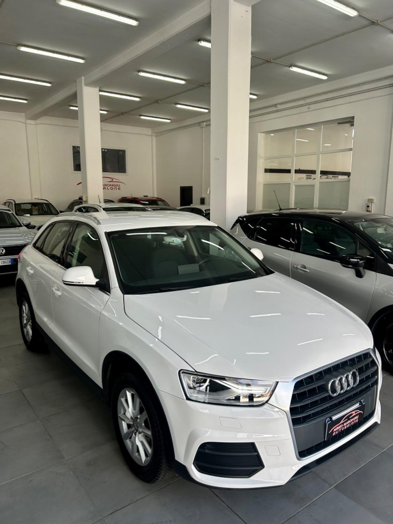 Audi Q3 2.0 TDI 120 CV Sport FINANZIABILE