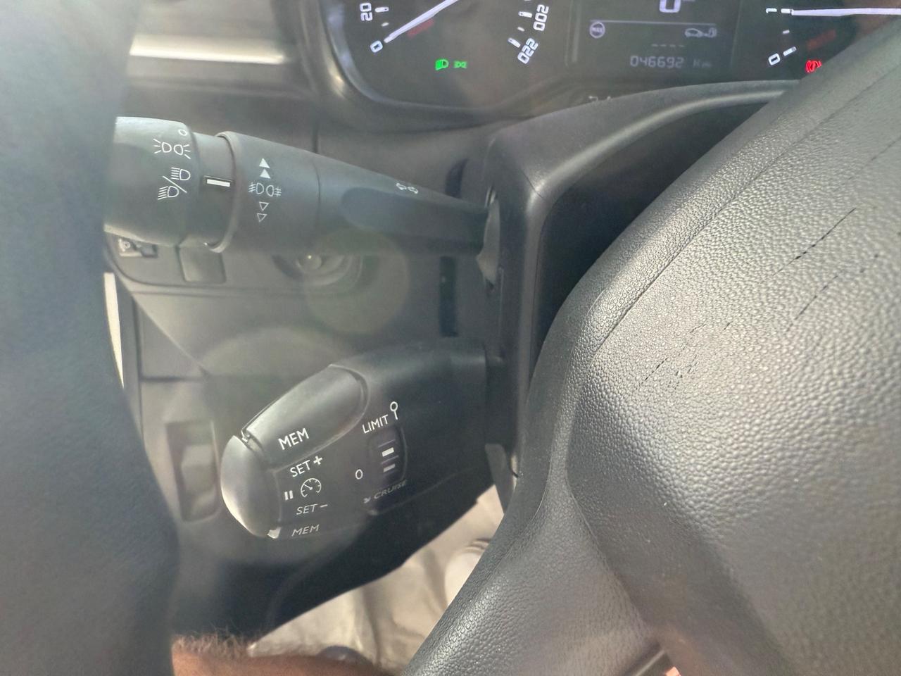 Citroen C3 1.2Benzina Shine+AIRBUMP+FULL LED2022