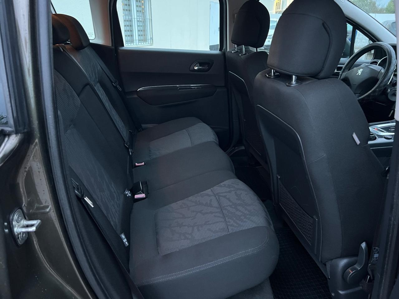 Peugeot 3008 1.6 HDi 110CV Automatica Premium