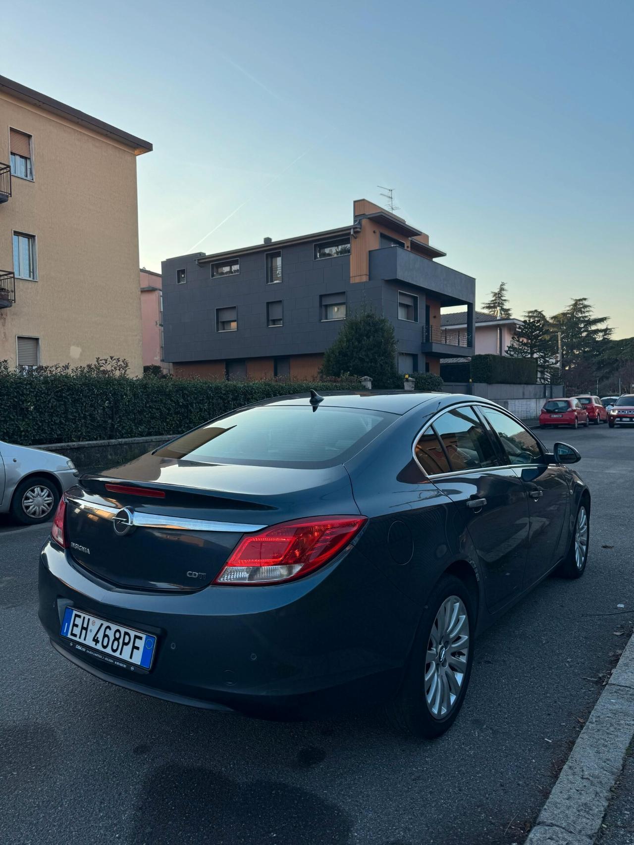Opel Insignia 2.0 CDTI Berlina 2011