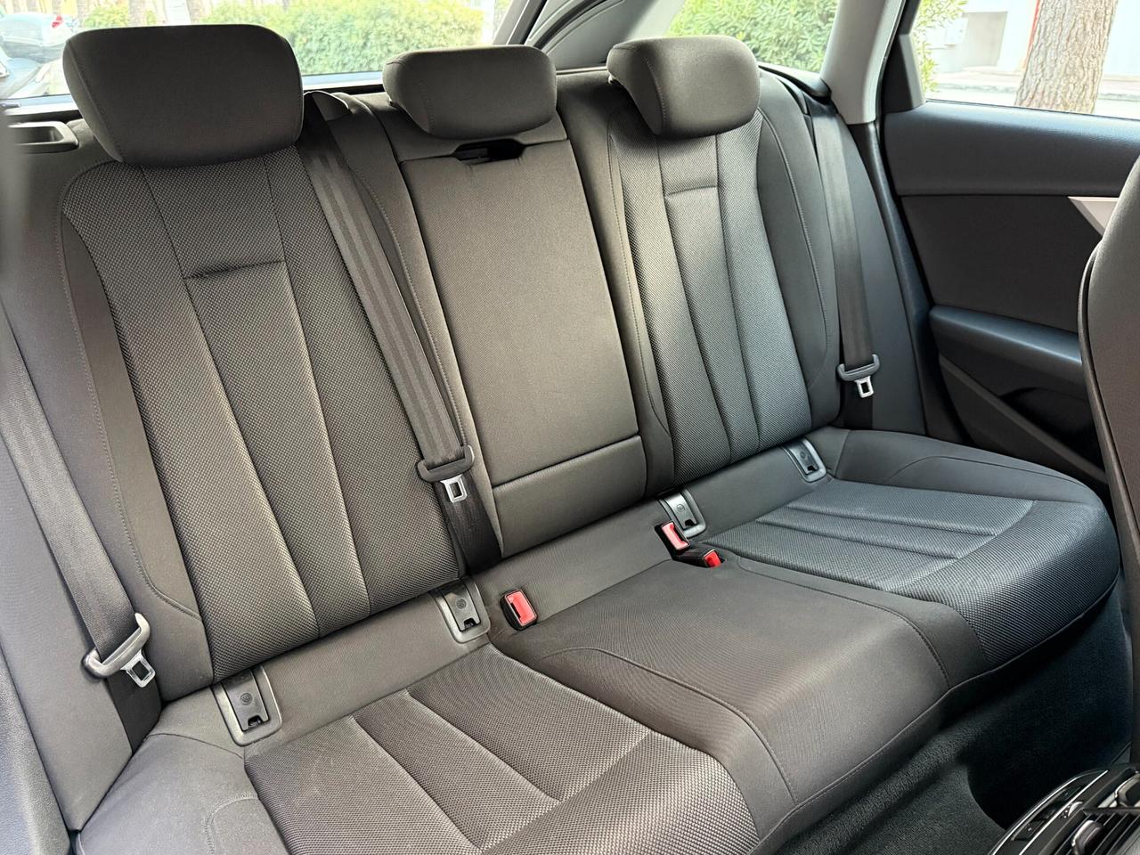 Audi A4 Avant 35 TDI Stronic *MATRIX *NAVI - 2019