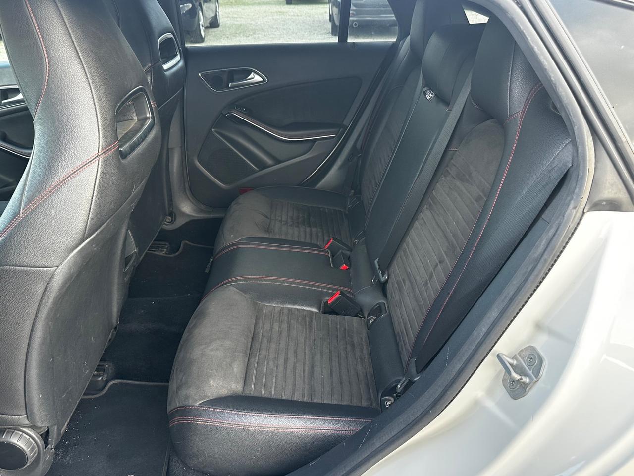 Mercedes-benz CLA 200 d S.W. Automatic Premium