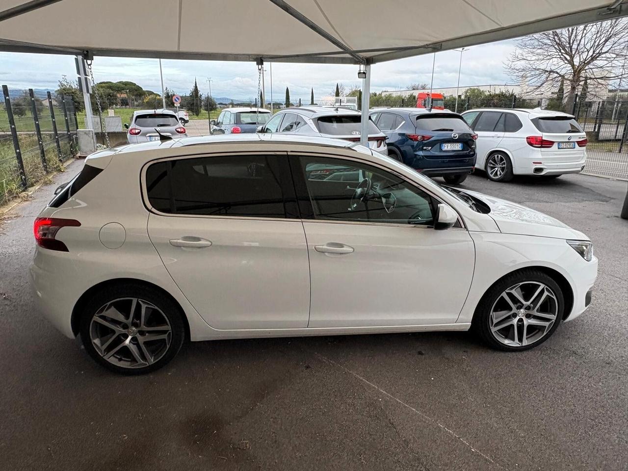 Peugeot 308 1.6 BlueHDi 120cv Allure