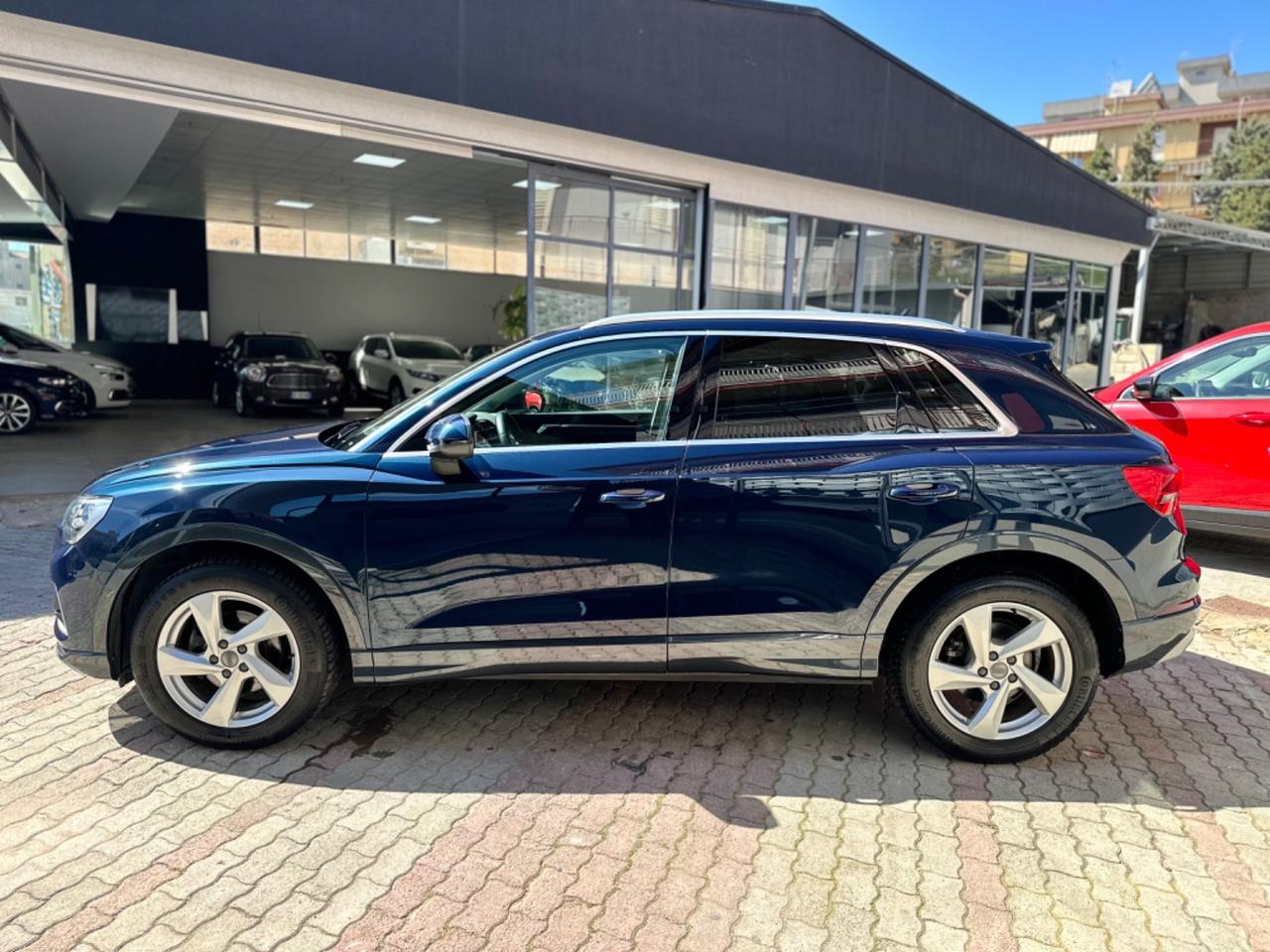 Audi Q3 35 TDI quattro 150 S Tronic NAVI LED 2021