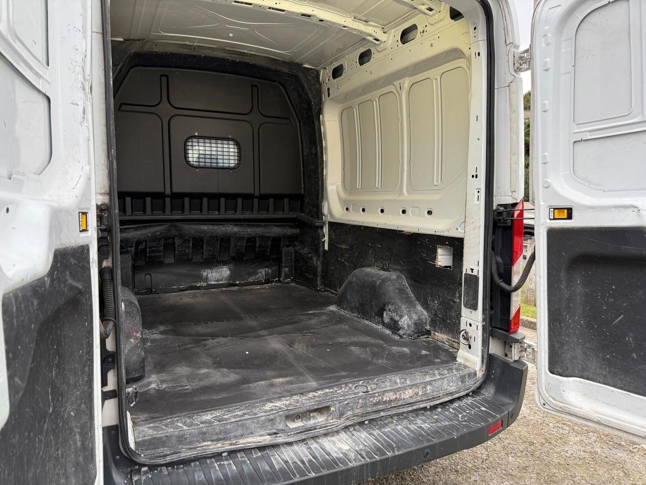Ford Transit 310 2.0TDCi EcoBlue PL-TM Combi Entry