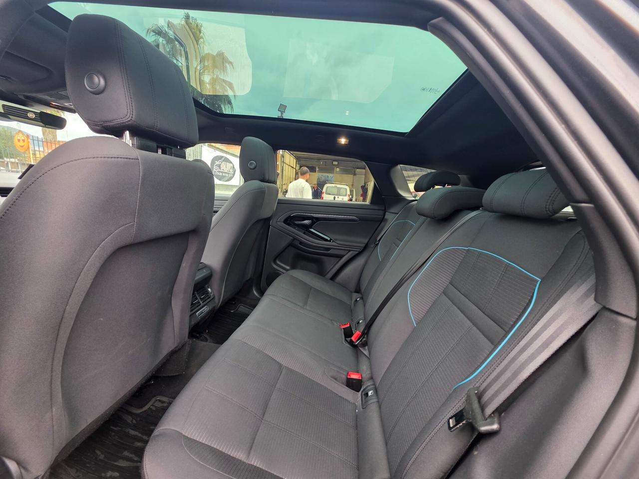 Land Rover Range Evoque 2.0D I4-L.Flw 150CV AWD Aut R-Dynamic HSE