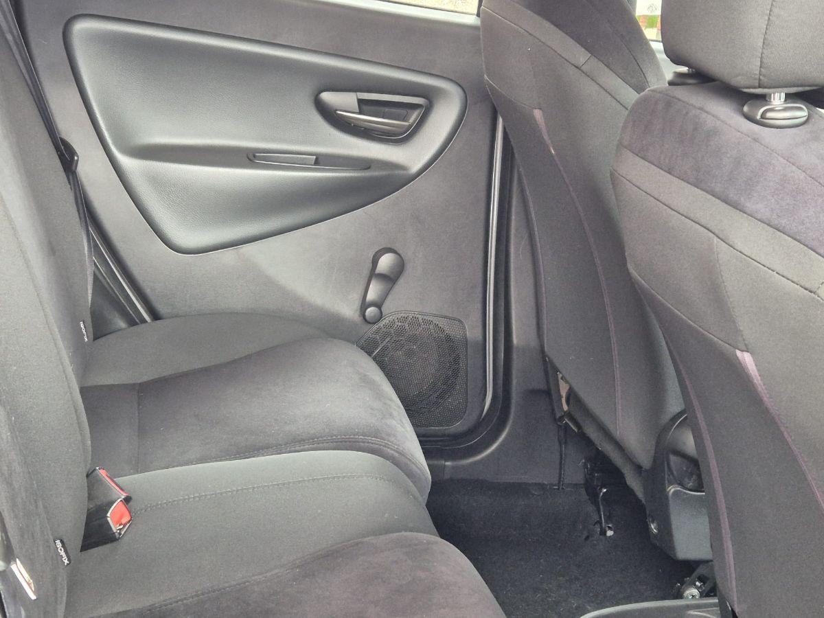 LANCIA - Ypsilon - 1.2 69 CV 5p. Gold