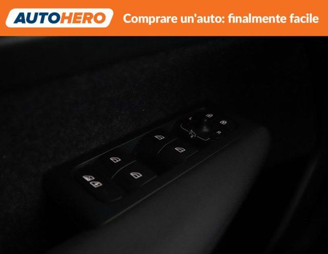 VOLVO XC40 B4 AWD automatico Core