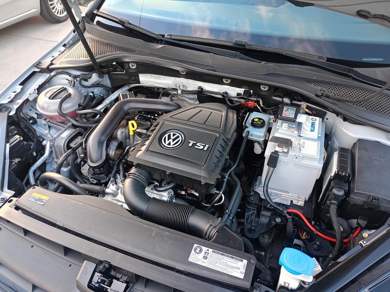 Volkswagen Golf 1.000 TSI 110 CV