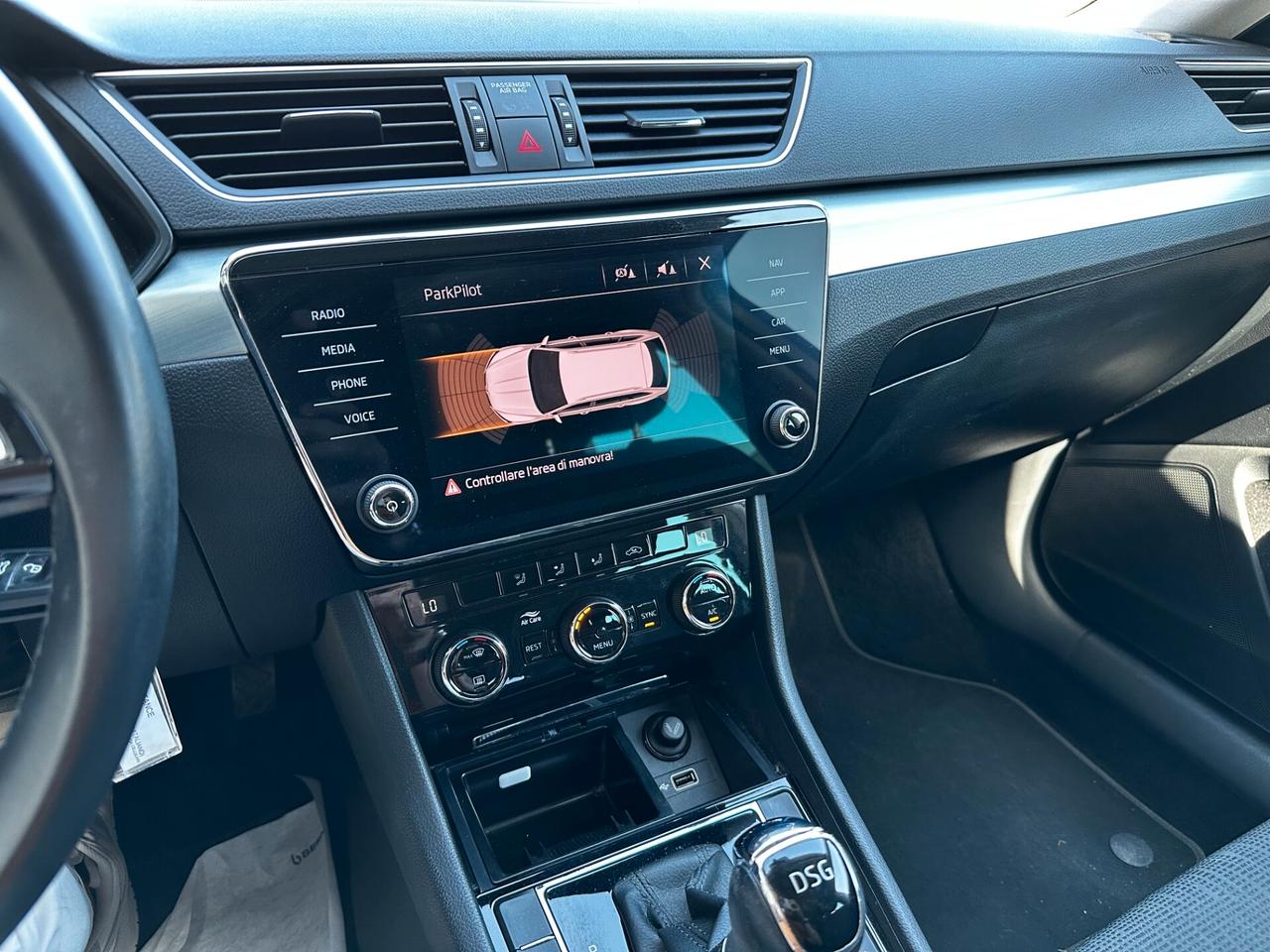 Skoda Superb 1.6 TDI Wagon Executive