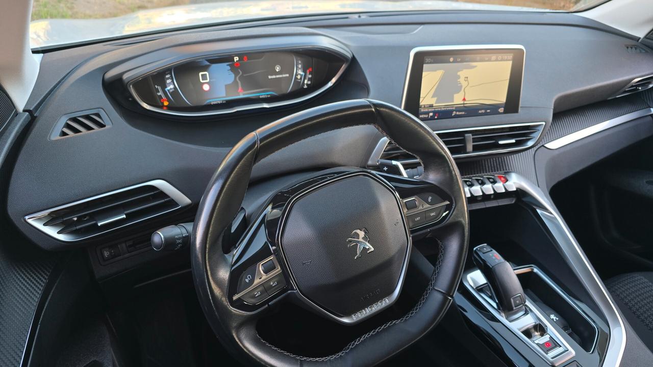 Peugeot 3008 BlueHDi 120 S&S Business