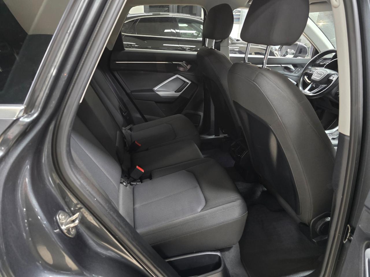 Audi Q3 35 TDI S tronic line edition