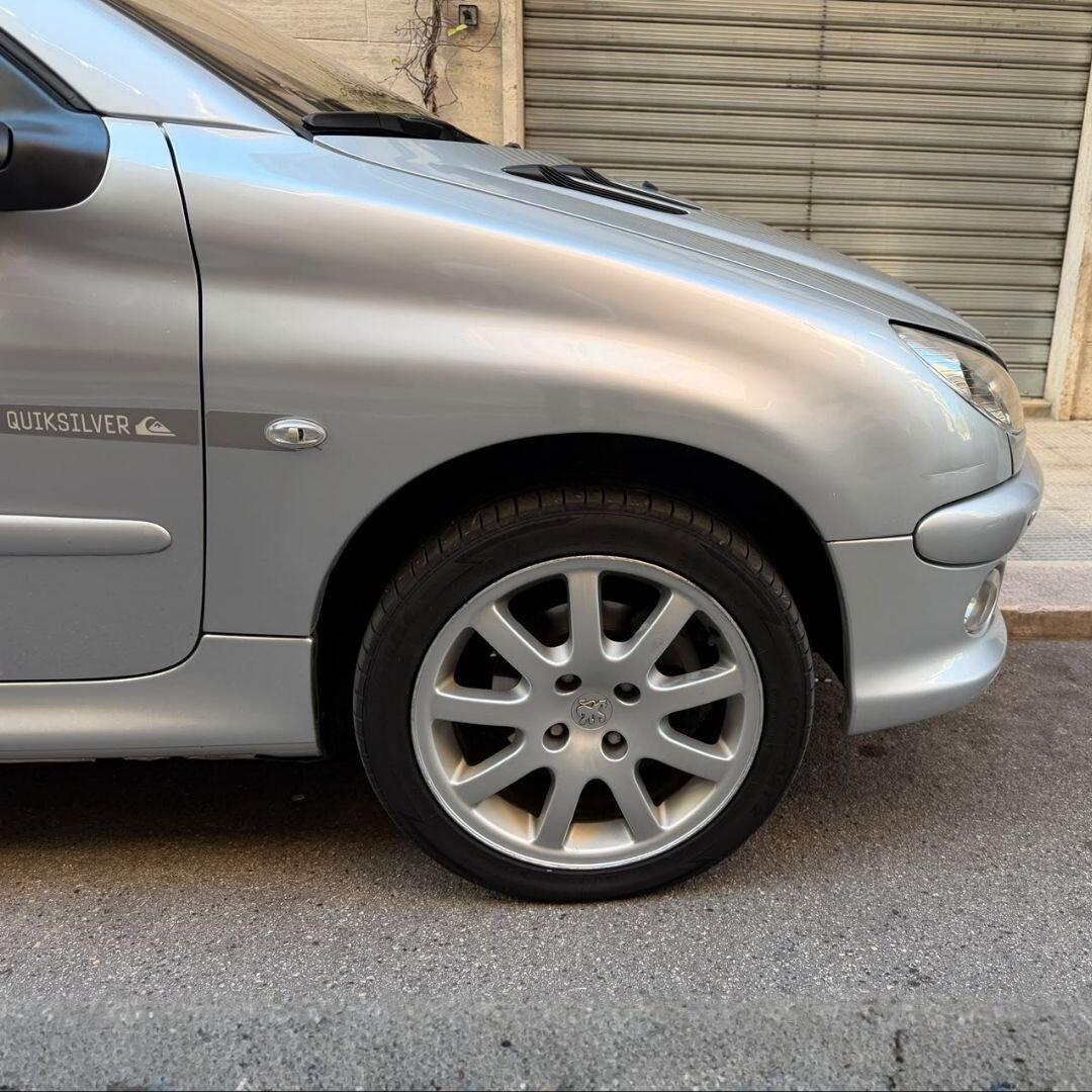 Peugeot 206 1.6 HDi Cabrio - 109CV