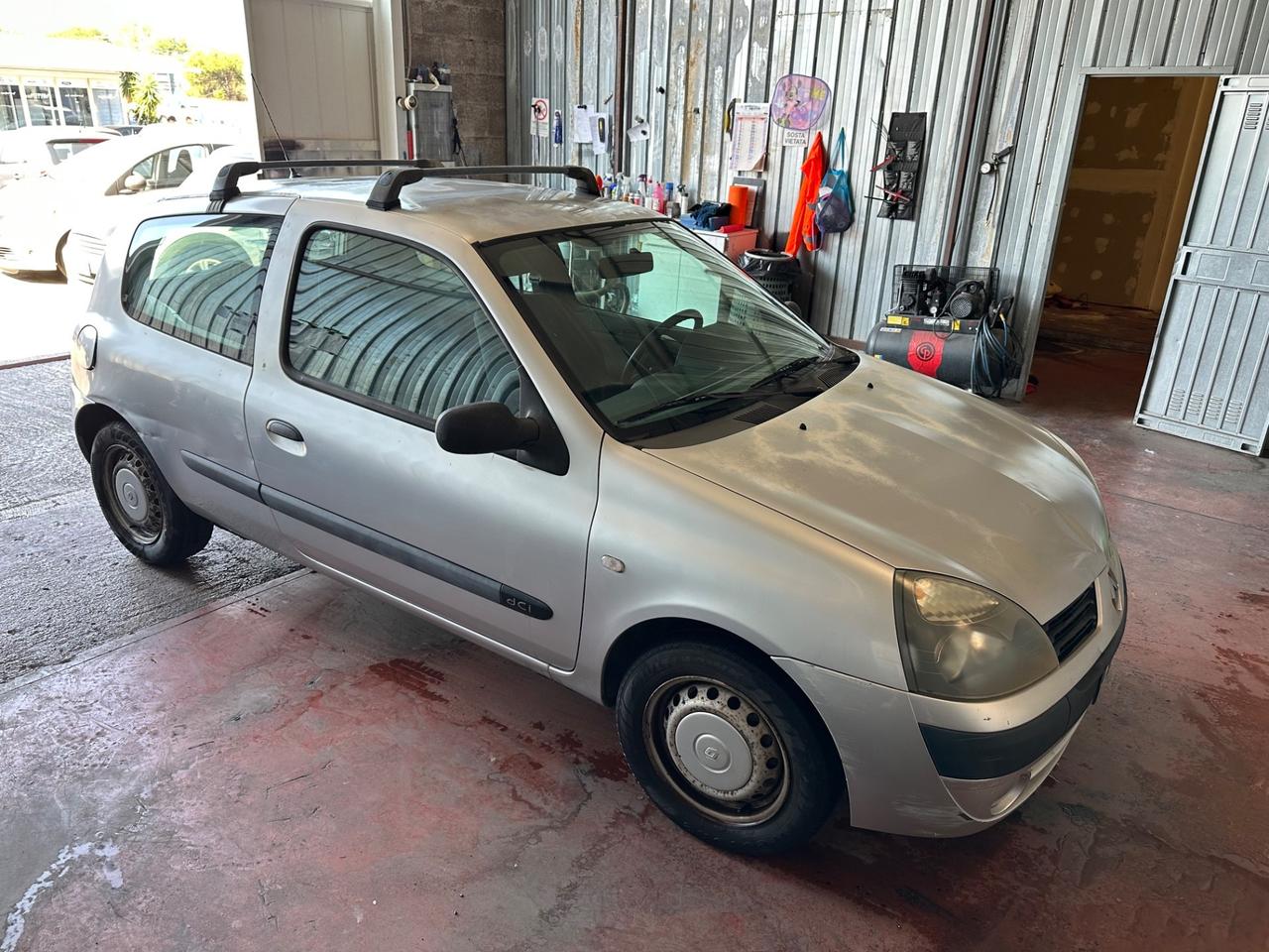 Renault Clio 1.2 cat 3 porte RT