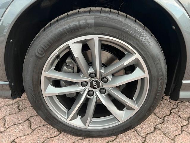 Audi Q3 Sportback 40 tdi Q. 200cv S-tr. S-line, Tetto, 19"