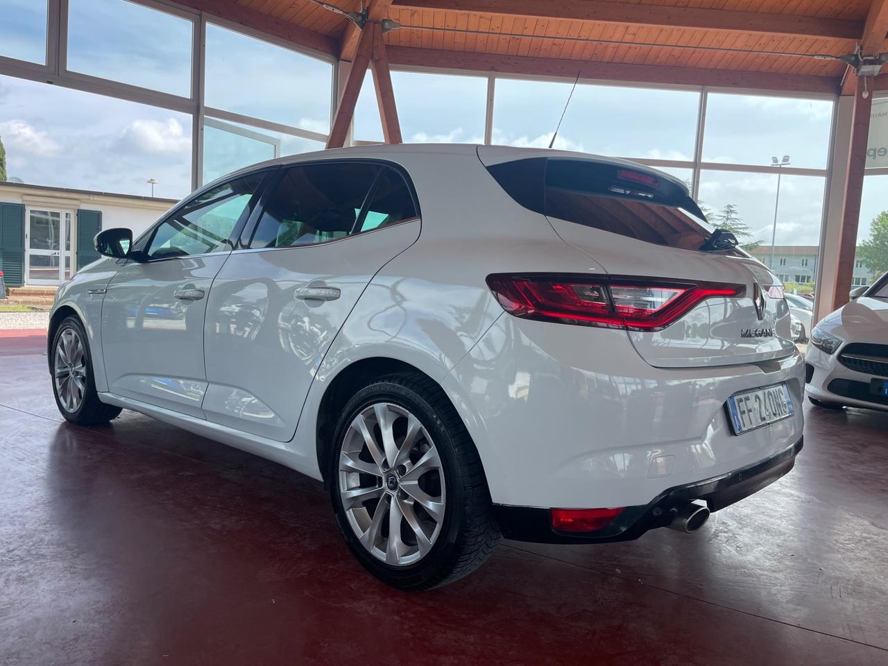 Renault Megane Mégane dCi 8V 110 CV EDC Energy Zen