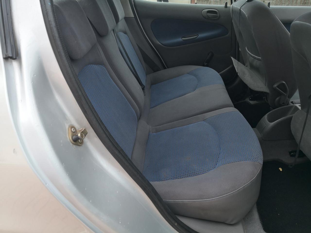 Peugeot 206 1.4 5p neopatentati clima