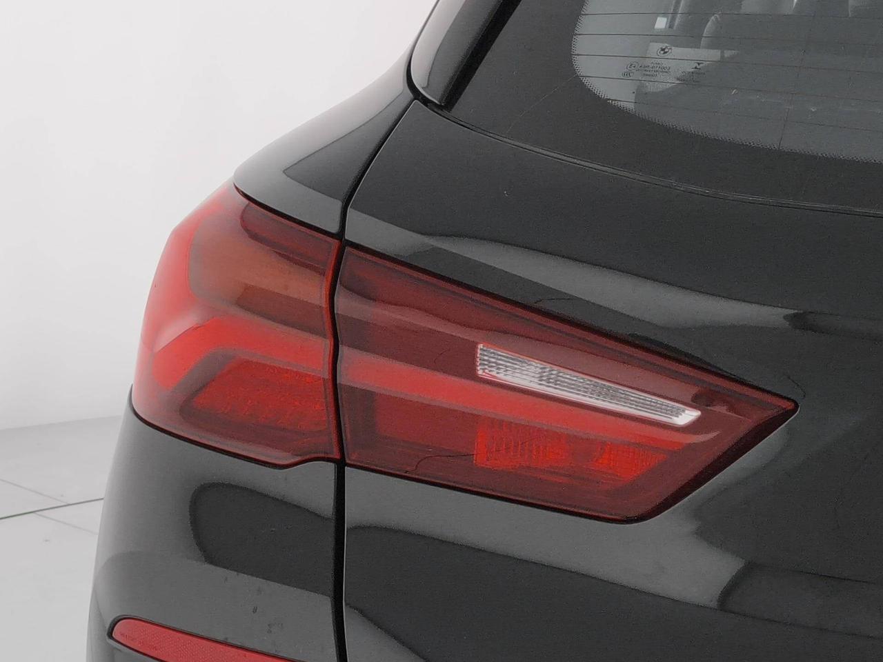 BMW X2 sDrive18i Advantage 136cv