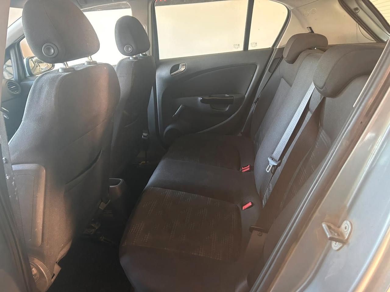 Opel Corsa 1.2 5 porte Cosmo
