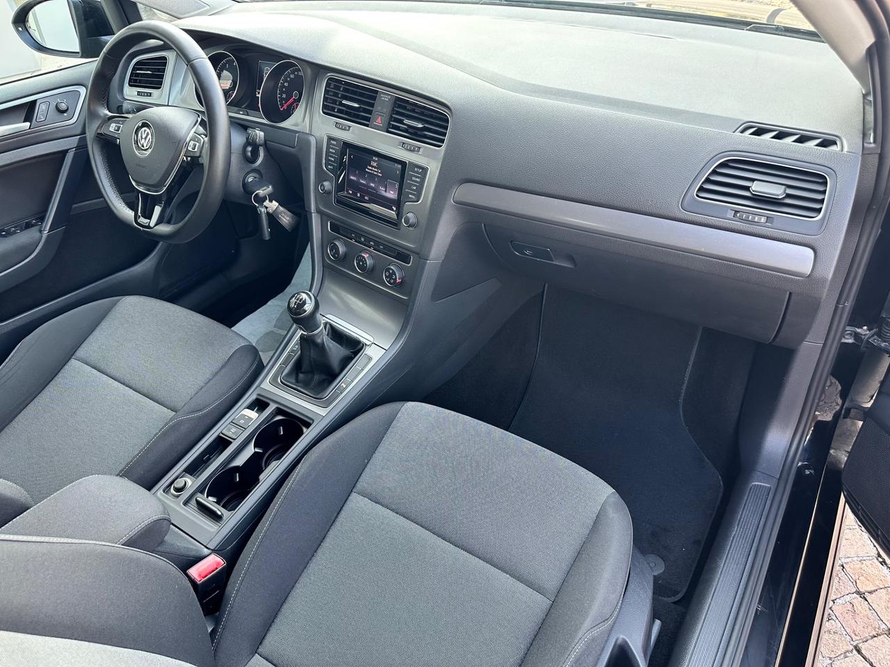 Volkswagen Golf 1.2TSI 85CV 5p - Uniproprietario