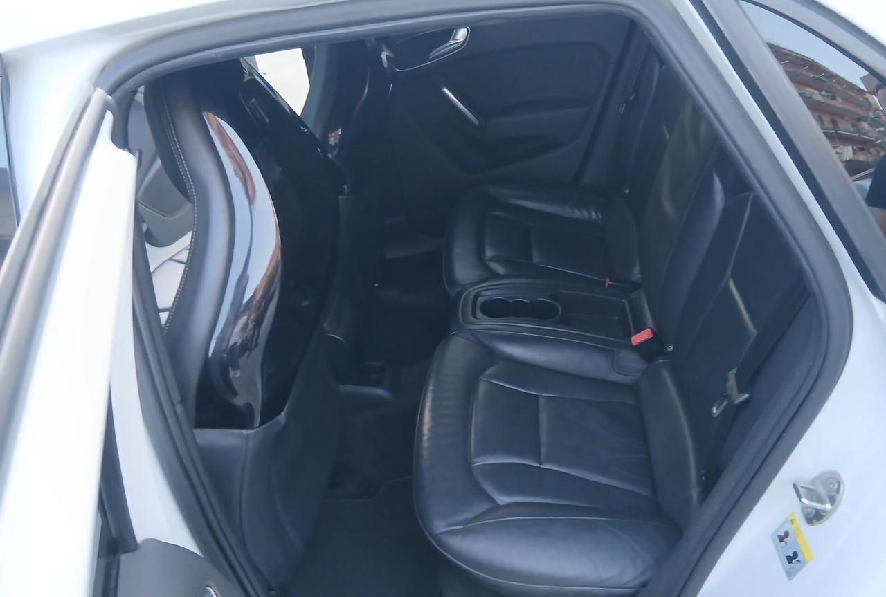 Audi A1 1.6 TDI S tronic Ambition Sline