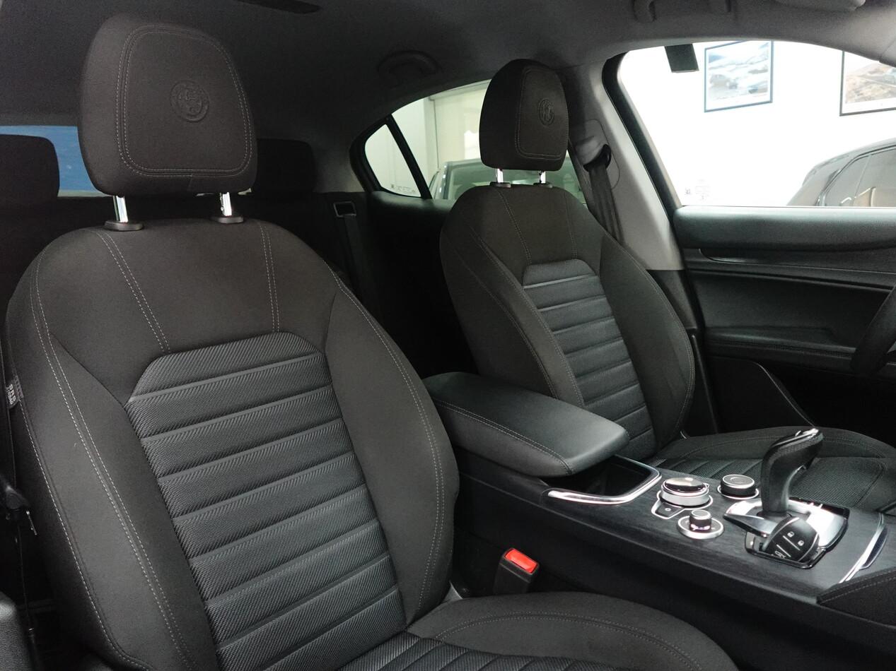Alfa Romeo Stelvio 2.2 MJT 160 CV AT8 RW BUSINESS