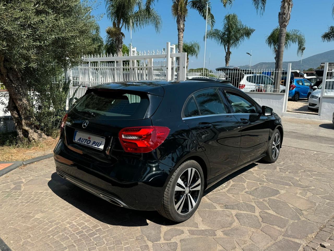 Mercedes-benz A 180 A 180 d Automatic Premium