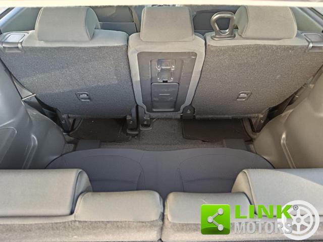 NISSAN Qashqai+2 1.6 16V Acenta