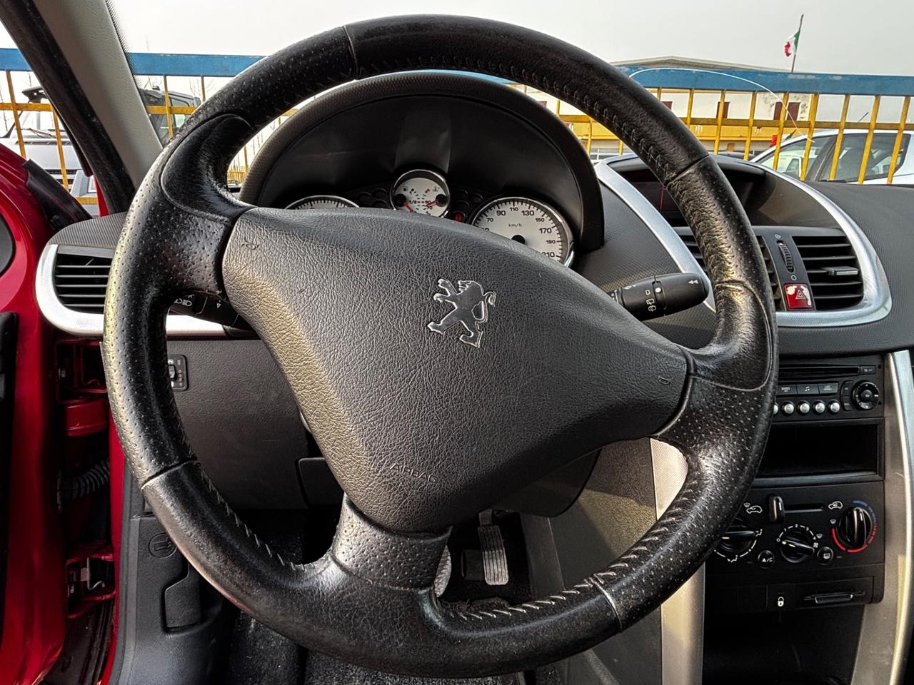 Peugeot 207 1.4 88CV 5p. XS