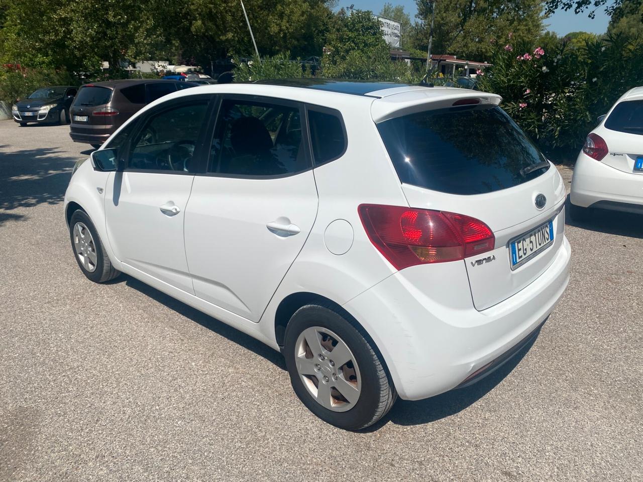 Kia Venga 1.4 CVVT Fullsky