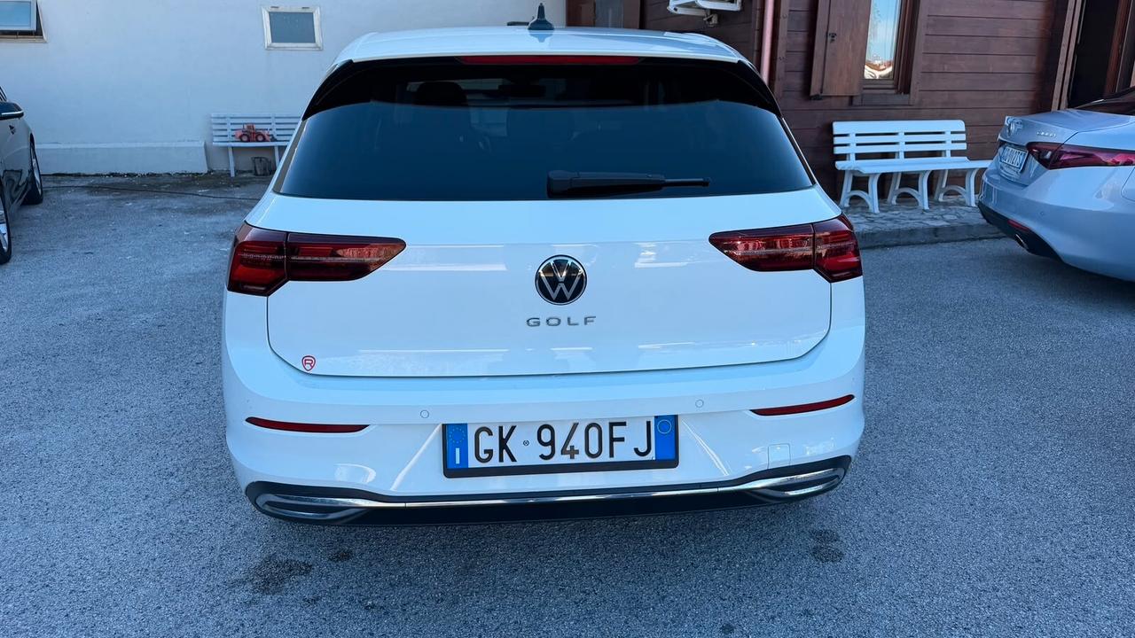 Volkswagen Golf 8 2.0 TDI DSG Style