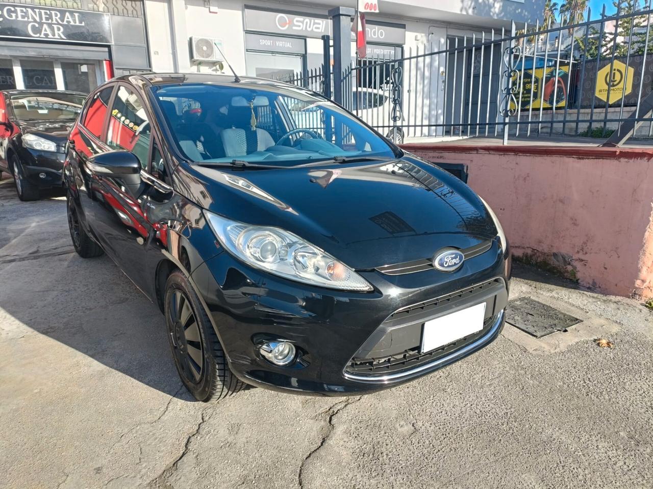 Ford Fiesta 1.4 5 porte Bz.- GPL Titanium