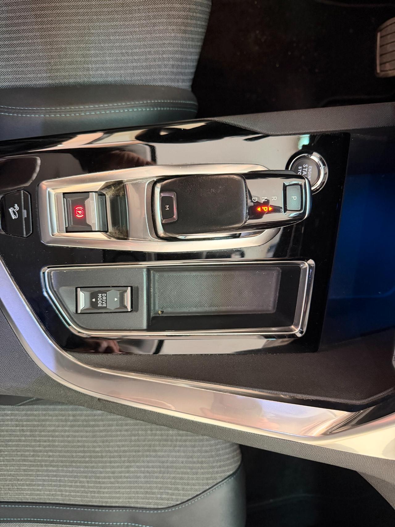 Peugeot 3008 BlueHDi 130 EAT8 S&S Allure Sport