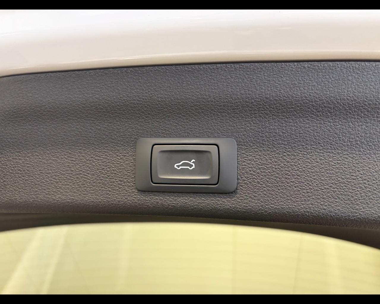 AUDI A6 AVANT 45 TDI MHEV QUATTRO S-TRONIC S LINE EDITION