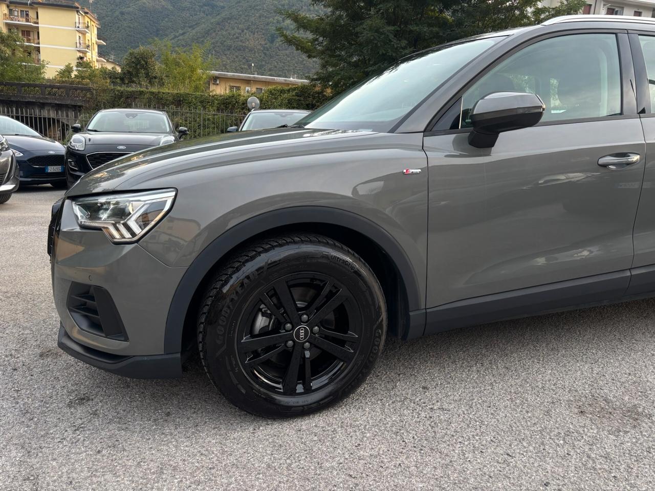 Audi Q3 35 TDI 150CV S tronic IDENTITY BLACK - S-LINE FULL - MY 23